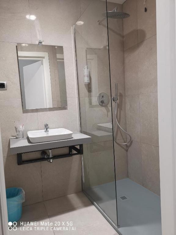 Guesthouse Central Station Group - Via Ponte Seveso 18 Milano Ngoại thất bức ảnh