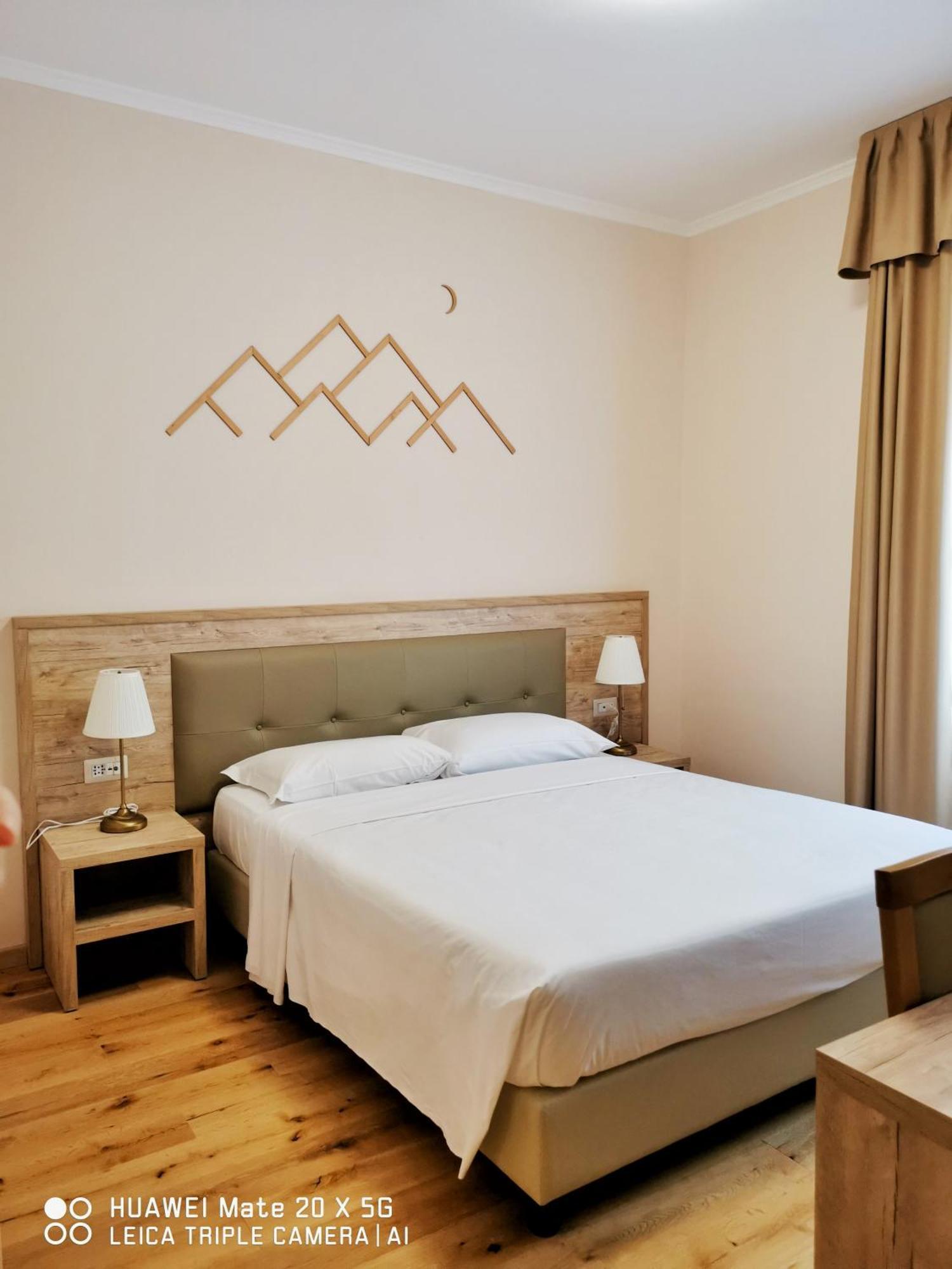Guesthouse Central Station Group - Via Ponte Seveso 18 Milano Ngoại thất bức ảnh